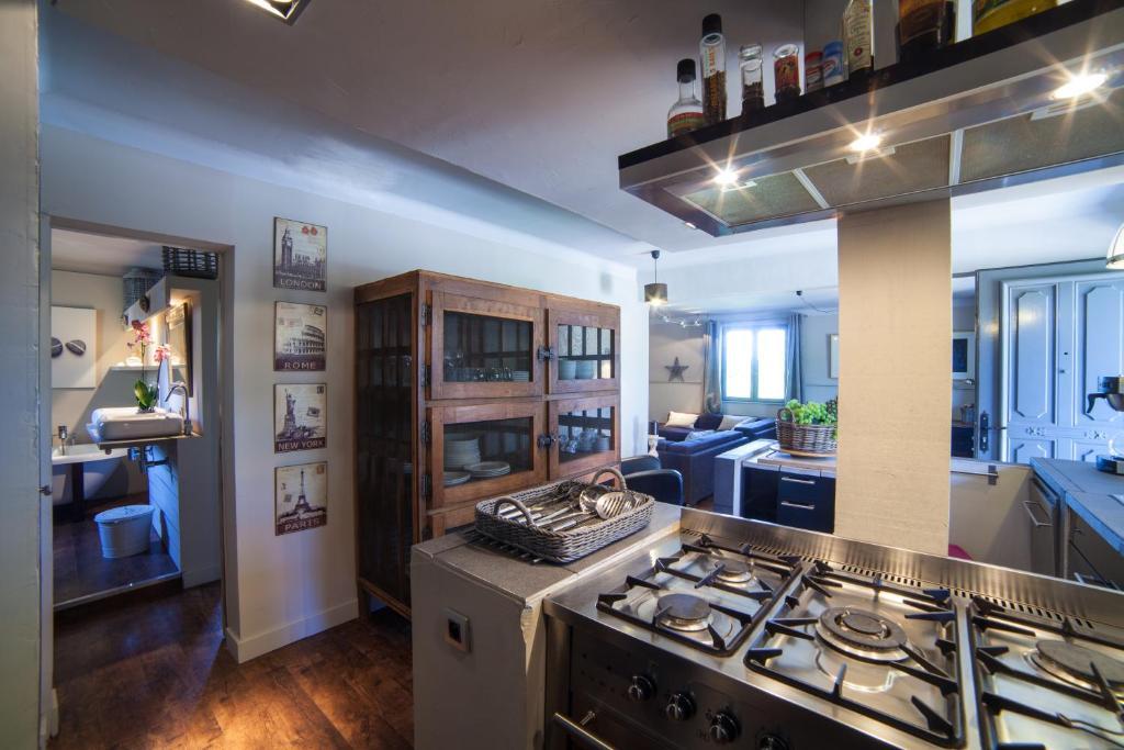 L'Auberge De L'Aubergine Eygalières Pokoj fotografie