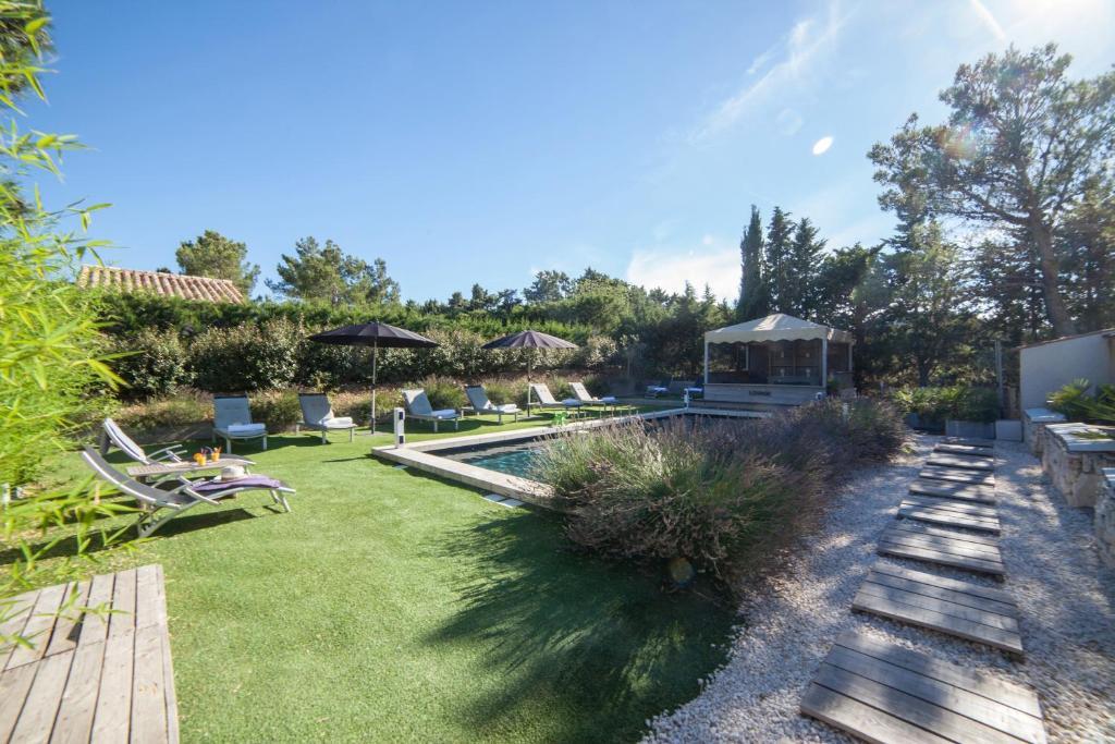 L'Auberge De L'Aubergine Eygalières Pokoj fotografie