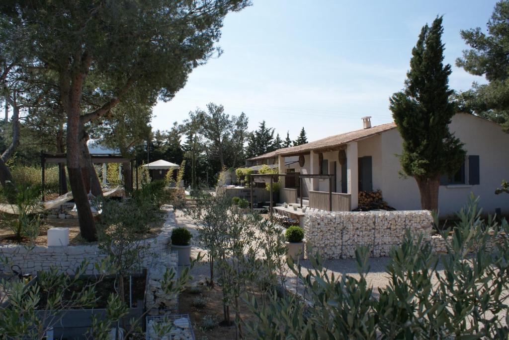 L'Auberge De L'Aubergine Eygalières Exteriér fotografie