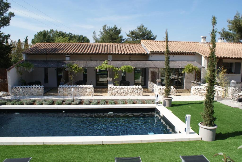 L'Auberge De L'Aubergine Eygalières Exteriér fotografie