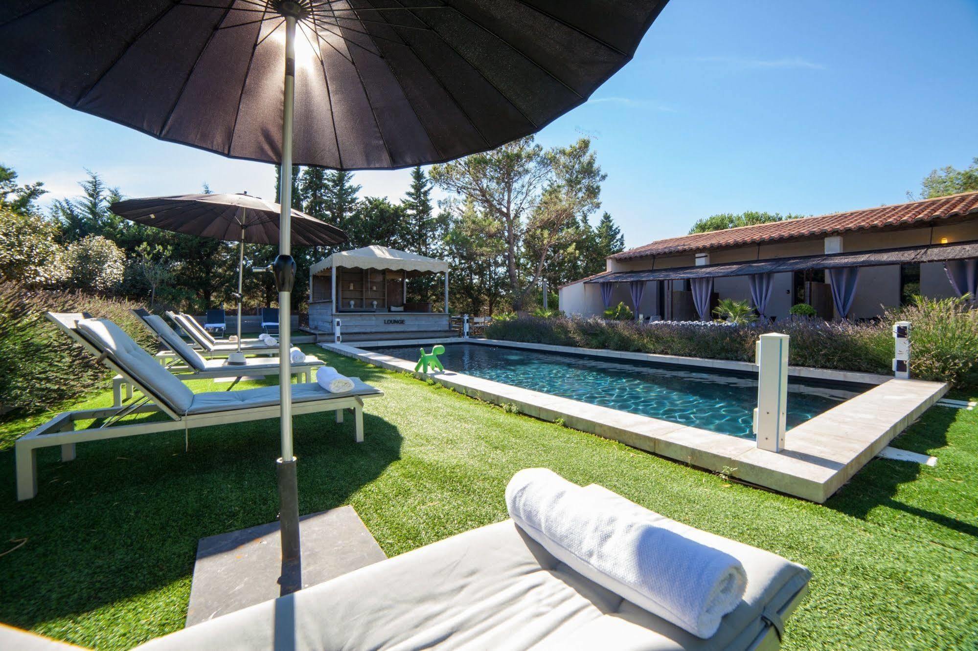 L'Auberge De L'Aubergine Eygalières Exteriér fotografie