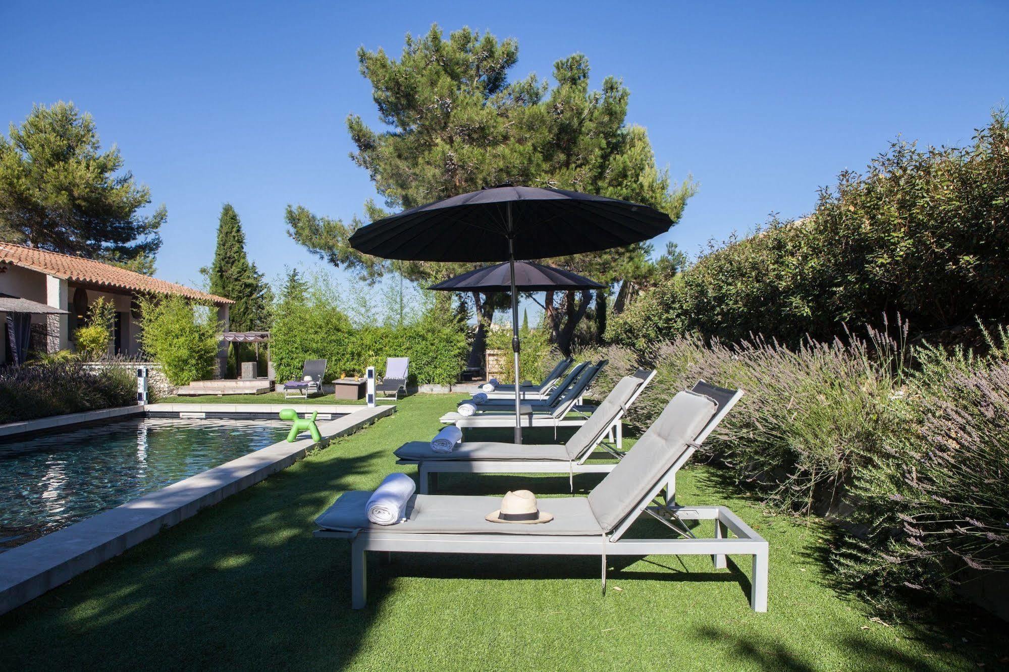 L'Auberge De L'Aubergine Eygalières Exteriér fotografie